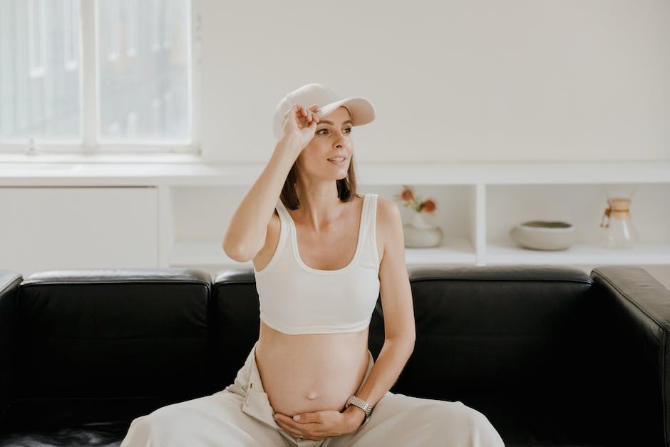 Schwangere, Bauch wächst während der Schwangerschaft