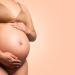 Frauenbauch: Warum bekommen Frauen einen dicken Bauch?