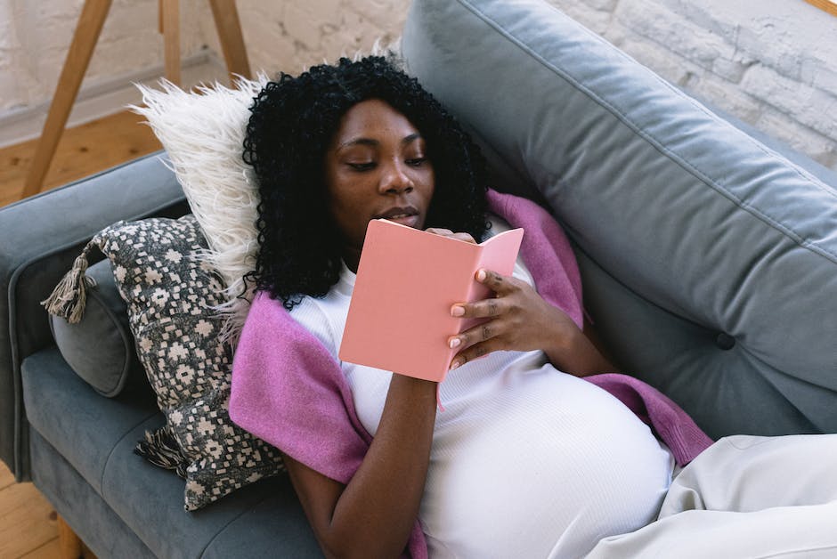 Abnehmen durch Wechseljahre: Warum dicker Bauch durch Hormonumstellung entsteht