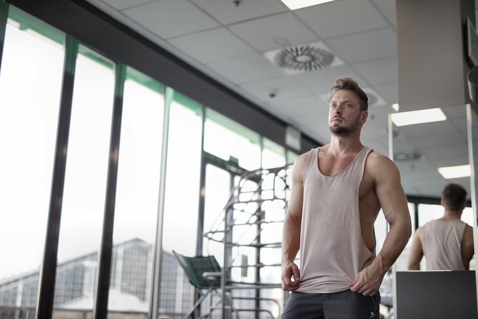 Bauchmuskeltraining zur Einziehung des Bauches