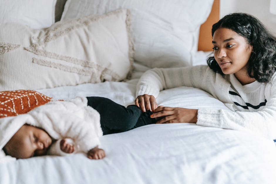 Kaiserschnitt: Wann ist es sicher auf dem Bauch zu schlafen?