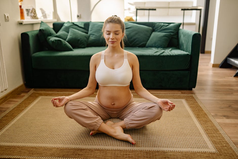  Bild zeigt Schwangerschafts-Ultraschall mit Anzeichen für Bauch-SSW