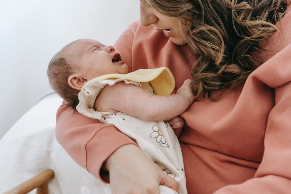  Wie gehen Babys im Mutterleib aufs Klo?