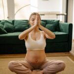 20. Schwangerschaftswoche - Baby im Mutterleib liegend